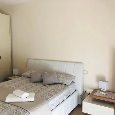 Susyapartment Апартаменты Бардолино